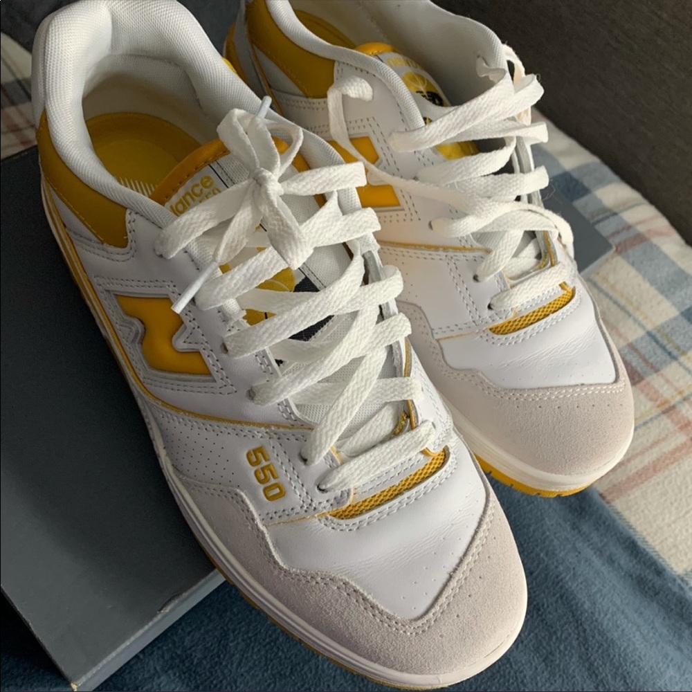 New Balance White and Yellow Men's Shoes